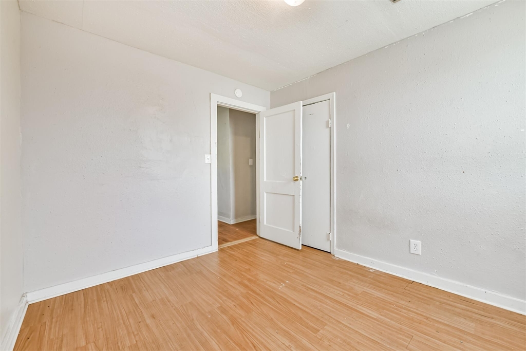 639 E St Charles Dr - Photo 12