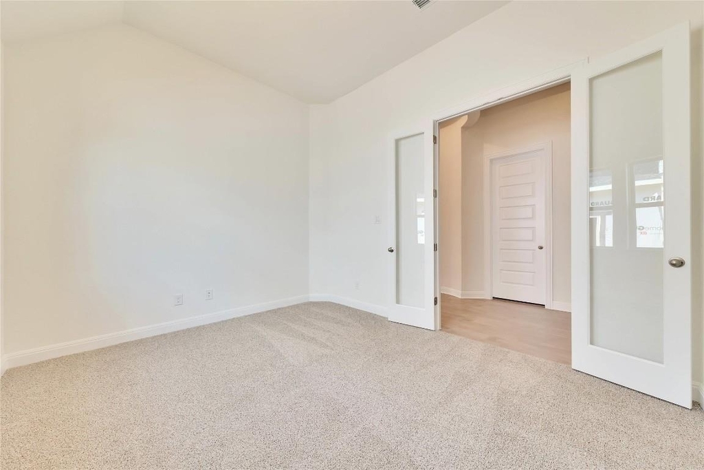 2920 Youngwood St - Photo 10