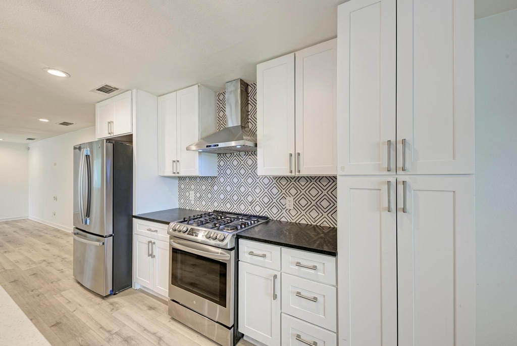 6700 Kings Pt - Photo 12