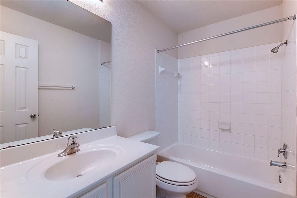 18418 Mammoth Cave Blvd - Photo 14