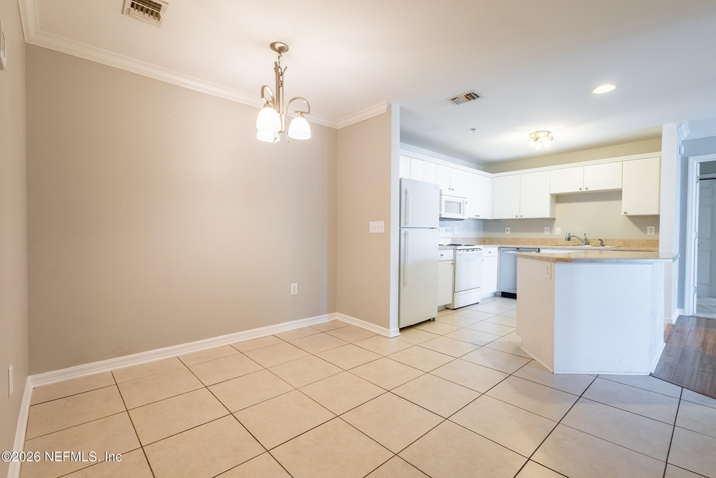 3591 Kernan Boulevard - Photo 5
