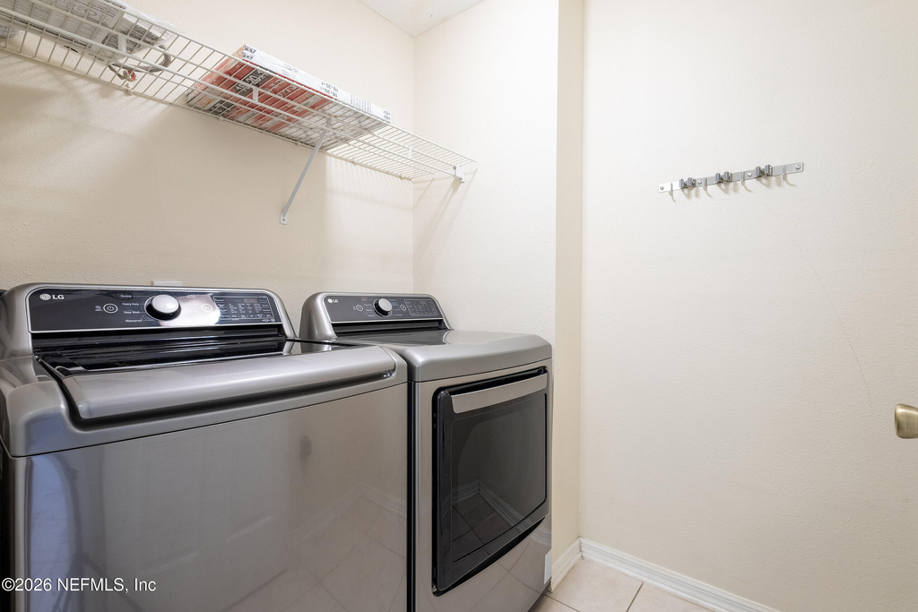 3591 Kernan Boulevard - Photo 3