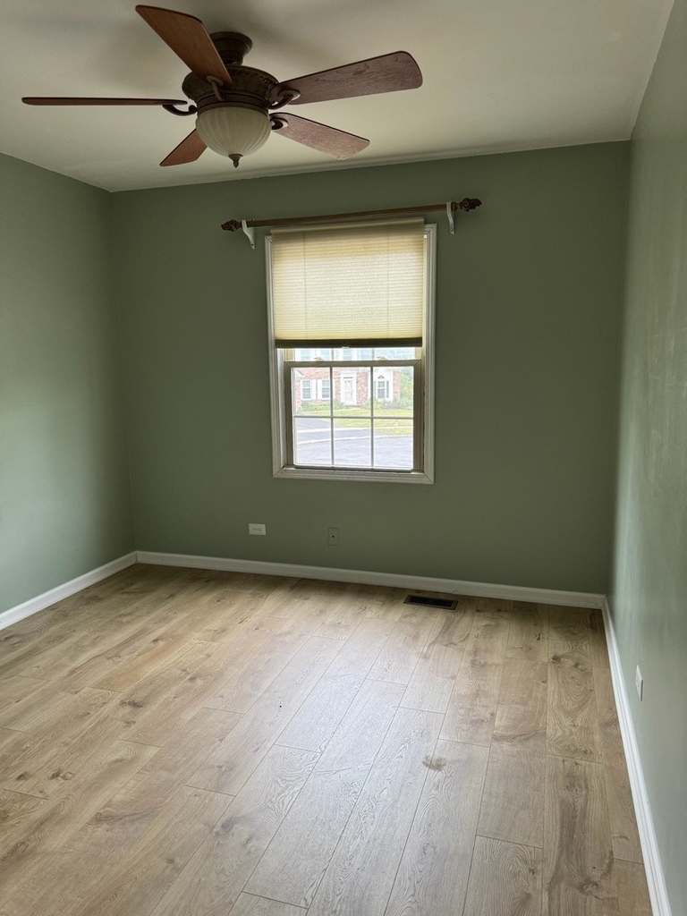 2404 Kenmore Court - Photo 21
