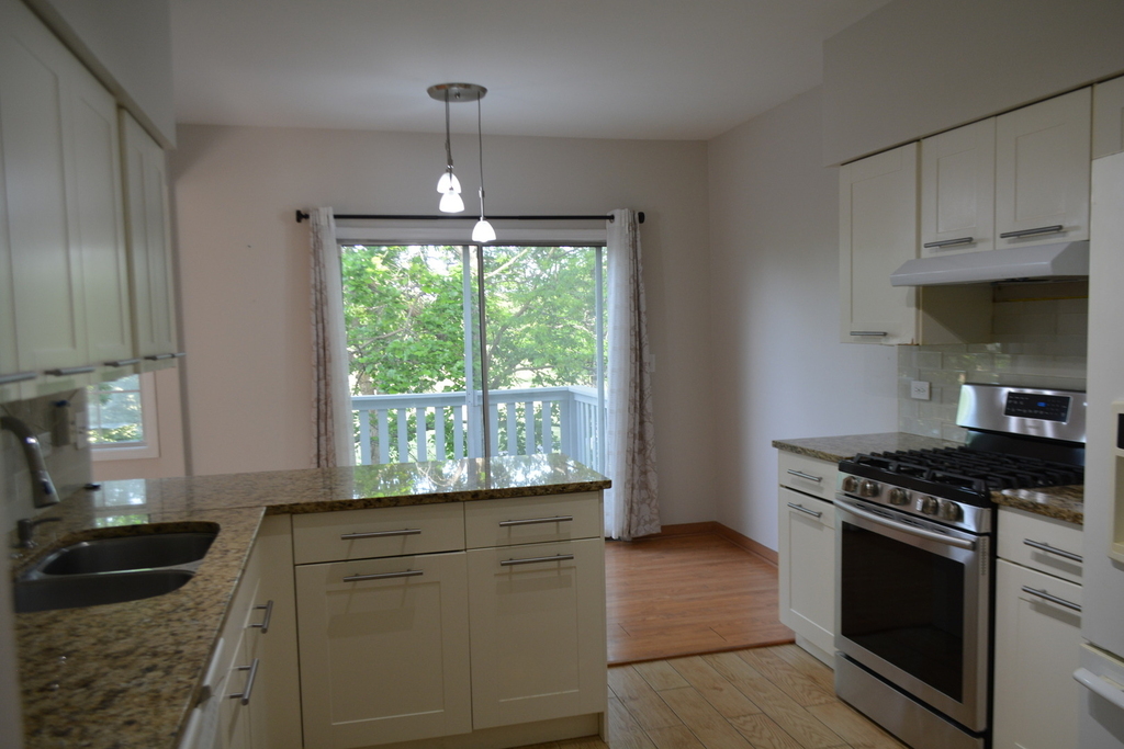 494 W Parkside Drive - Photo 5