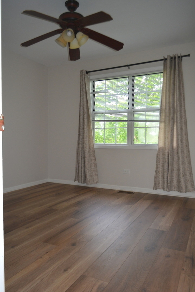 494 W Parkside Drive - Photo 12
