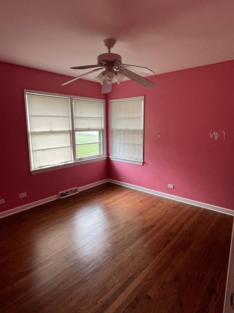 6536 S Ridge Road - Photo 8