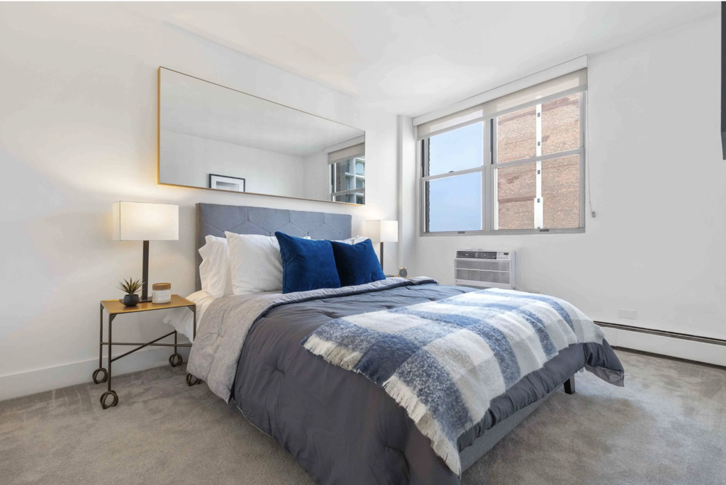 420 W Belmont Avenue - Photo 16