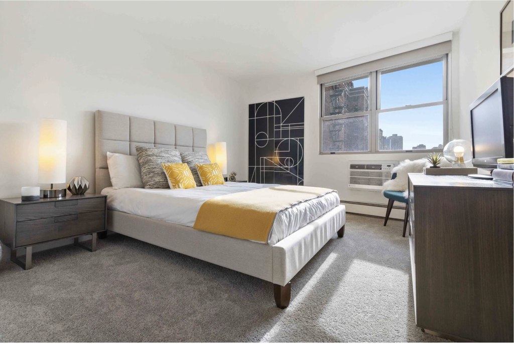 420 W Belmont Avenue - Photo 5