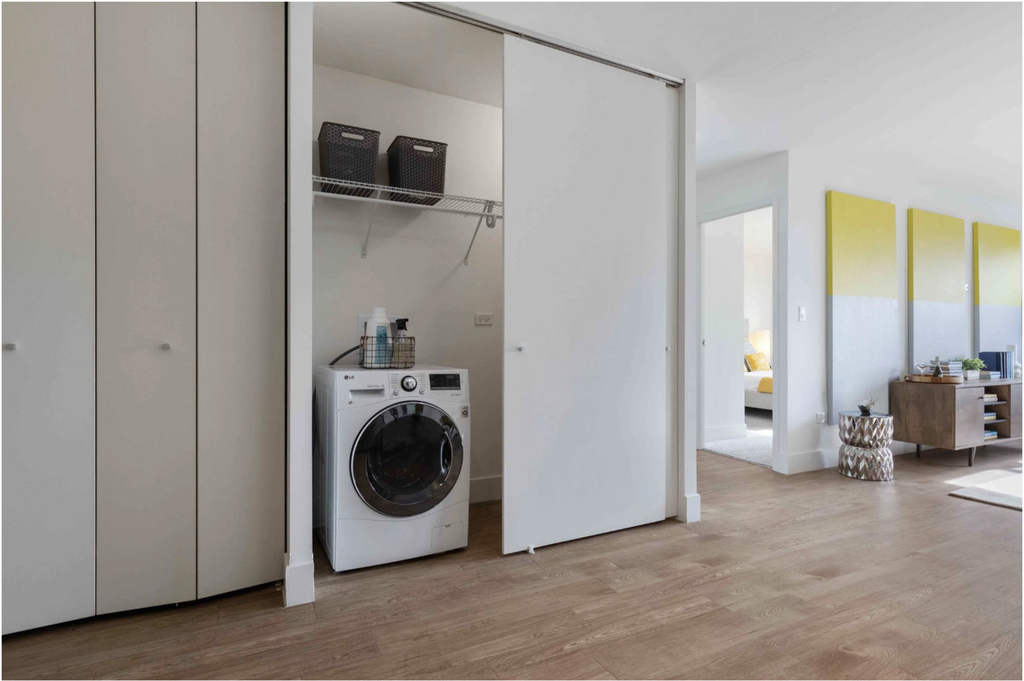 420 W Belmont Avenue - Photo 12