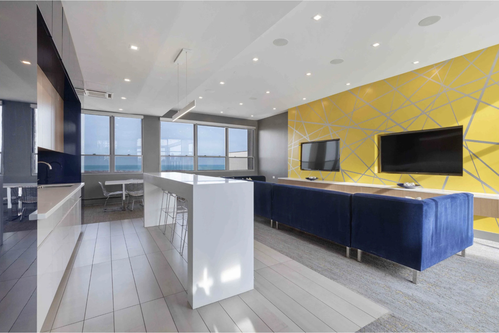 420 W Belmont Avenue - Photo 20