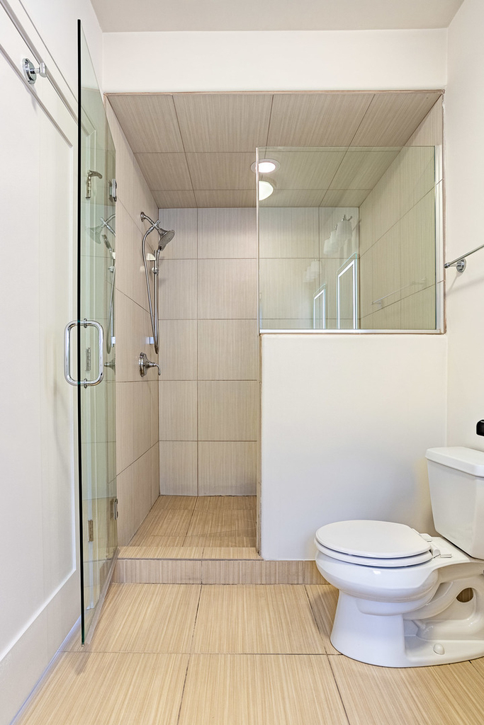 2100 Greenwood Street - Photo 8