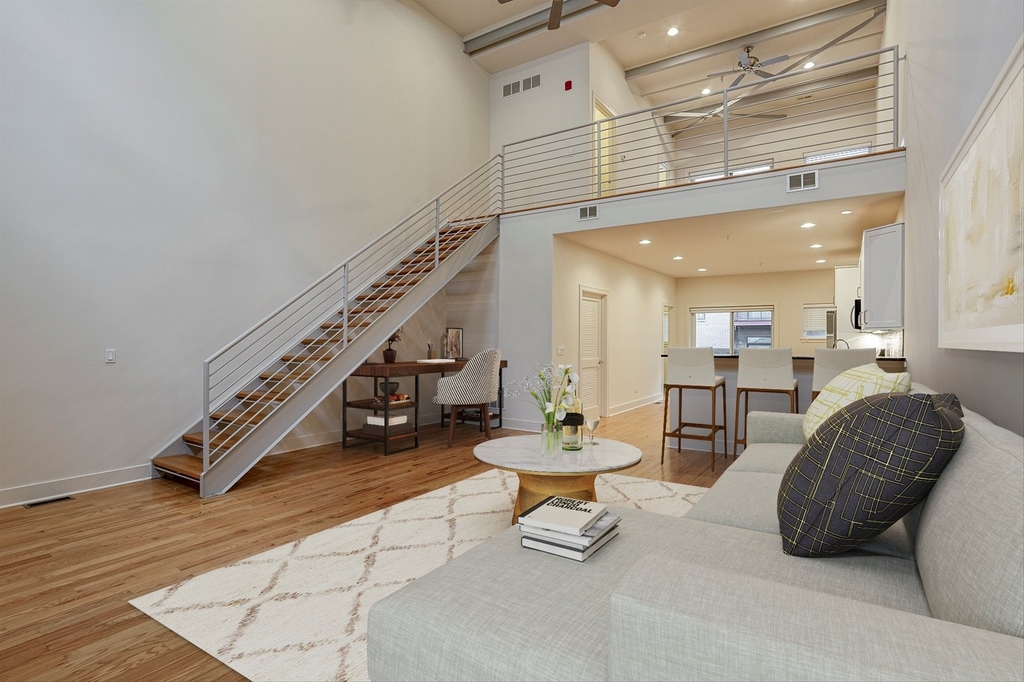 2100 Greenwood Street - Photo 1