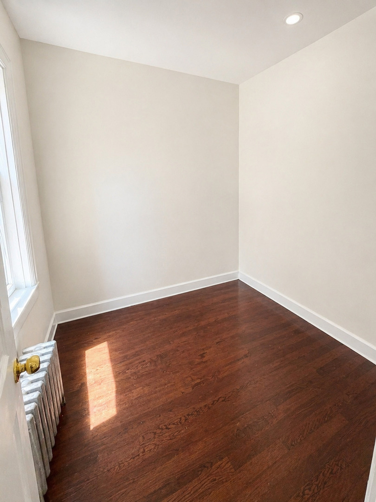 5518 W Melrose Street - Photo 7