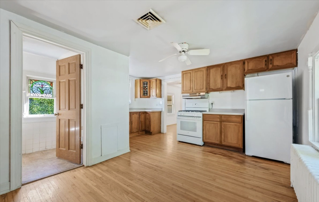 18 Madison Street - Photo 8