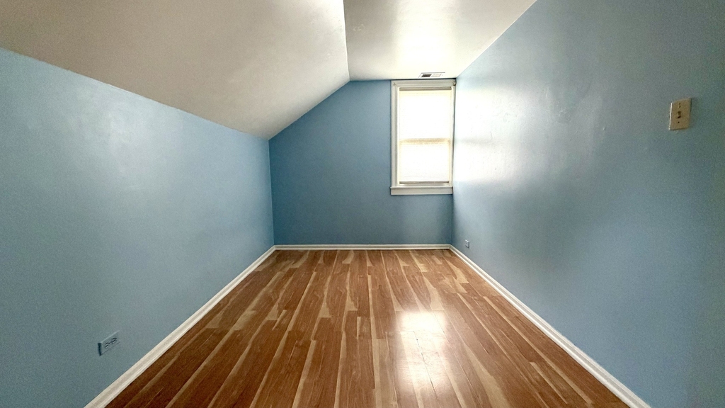 3141 W 44th Street - Photo 10