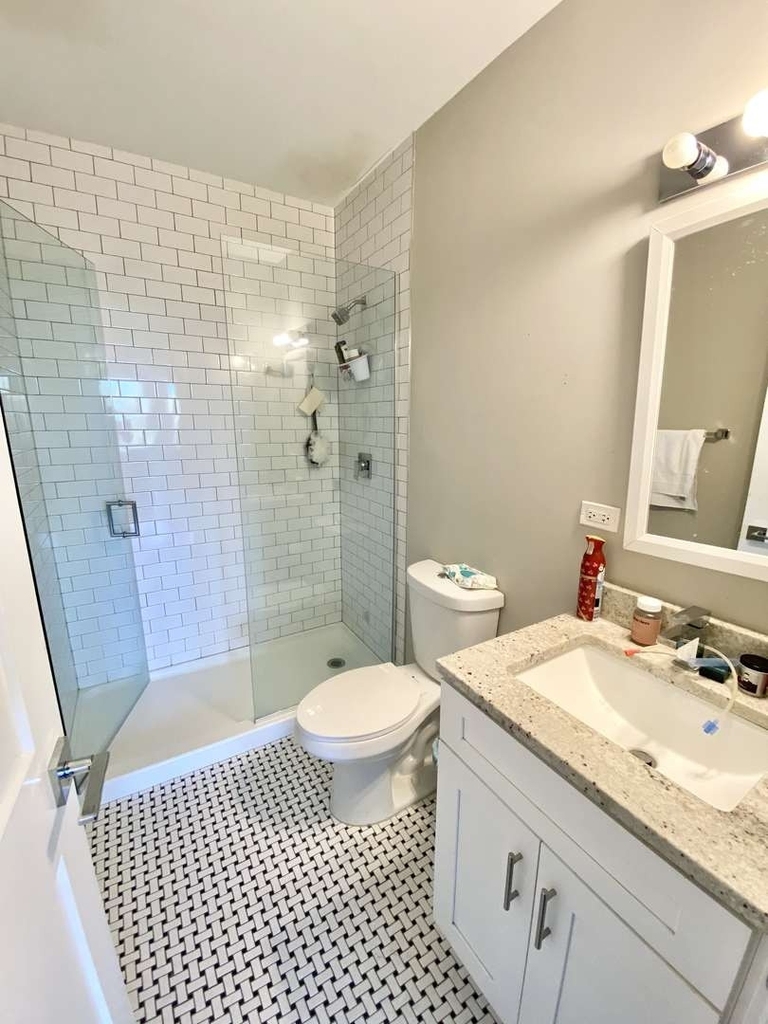 1854 W 18th Street - Photo 5