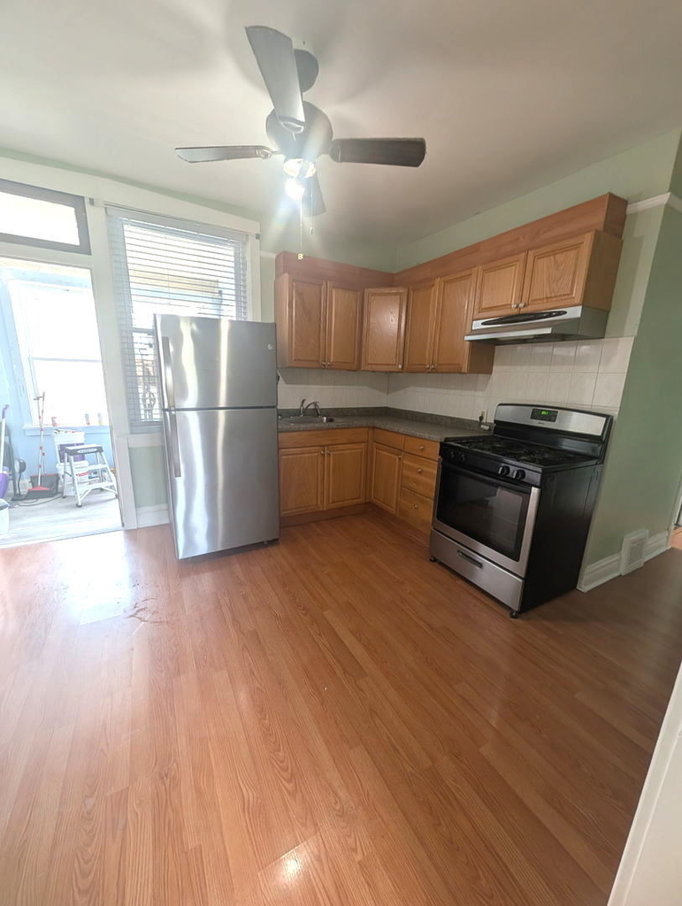 1900 Harvey Avenue - Photo 6