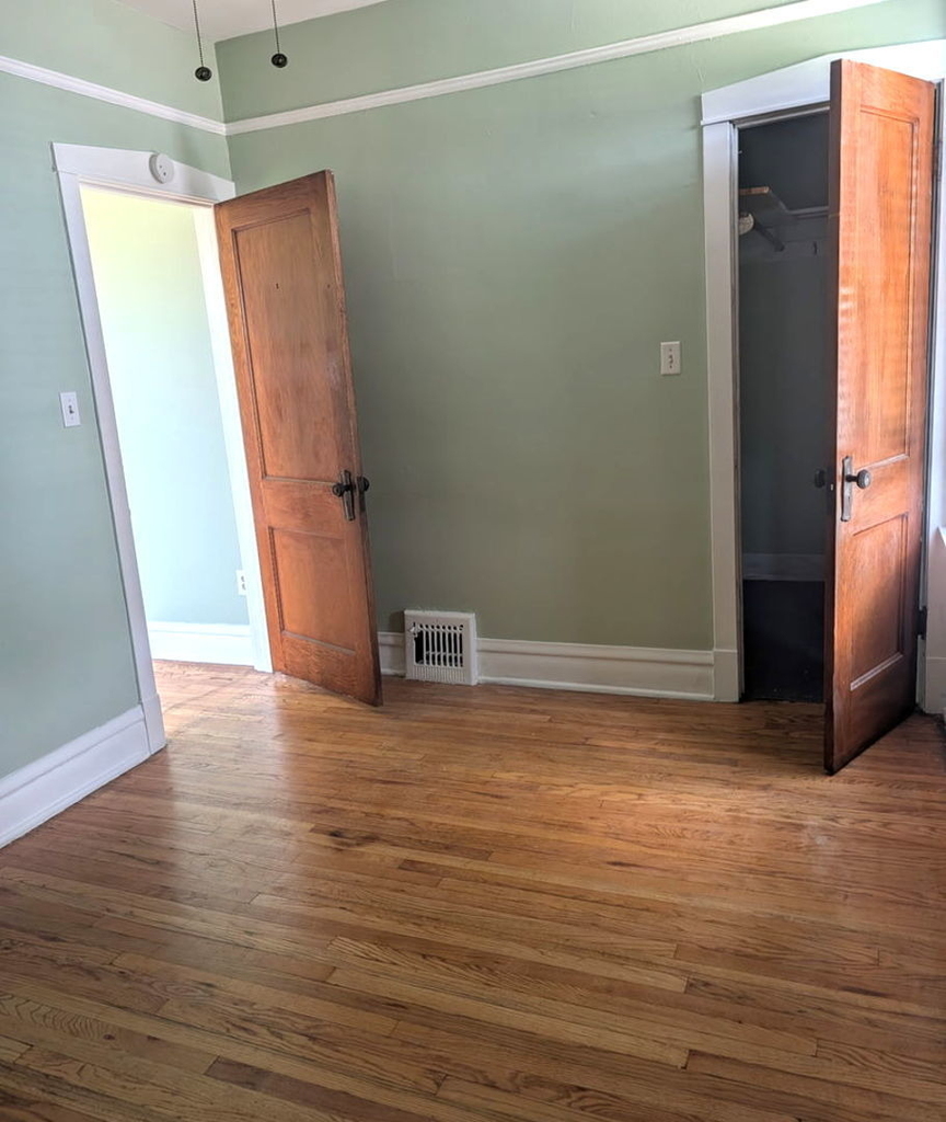 1900 Harvey Avenue - Photo 1
