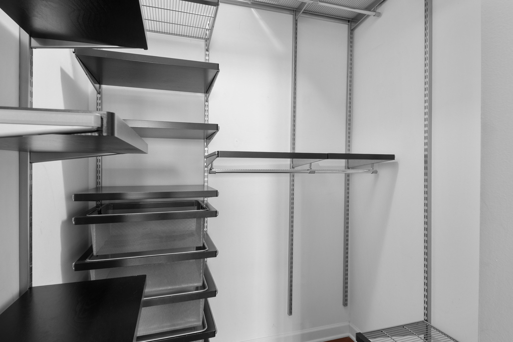 451 W Huron Street - Photo 14