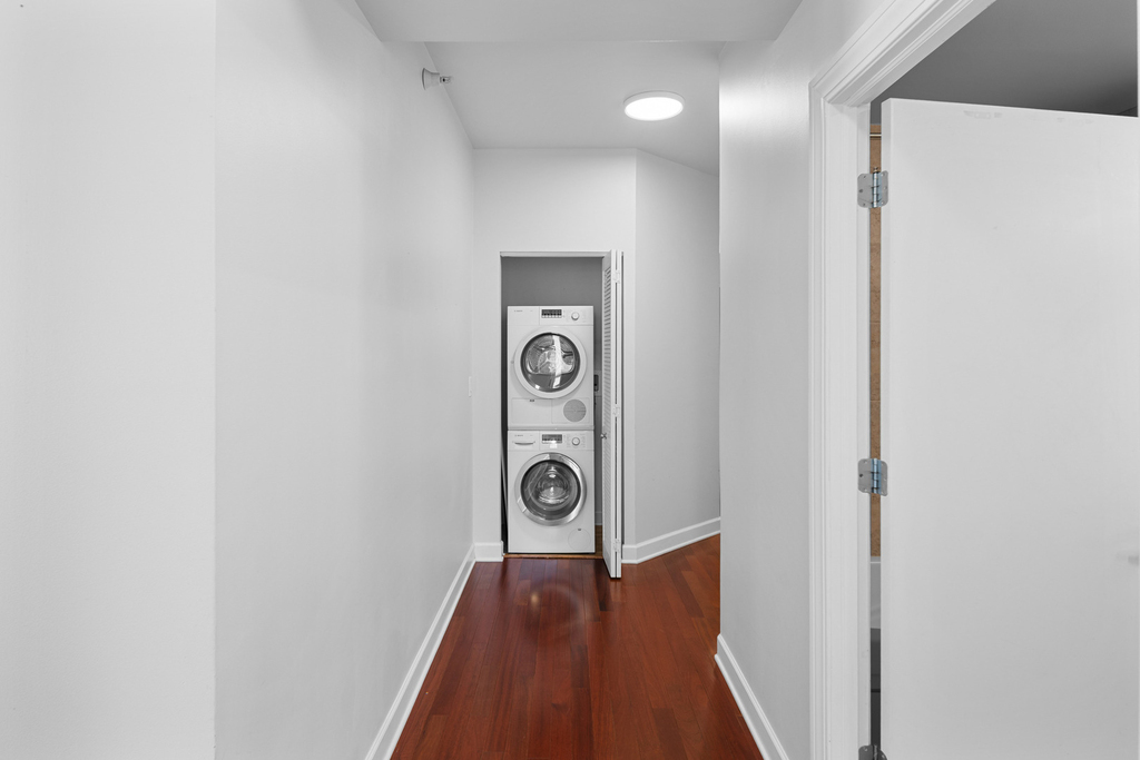 451 W Huron Street - Photo 19