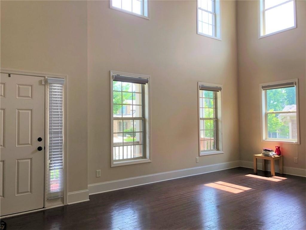 550 Nichols View Way - Photo 5