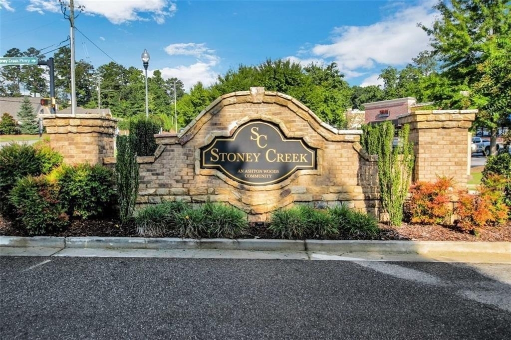 268 Stone Park Drive - Photo 23