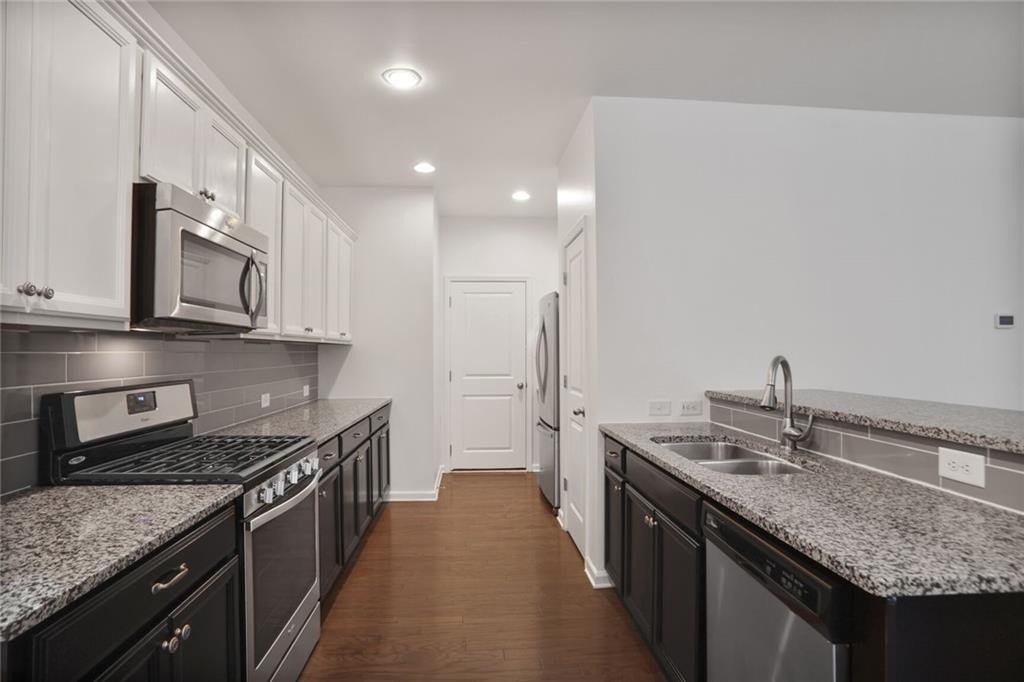 268 Stone Park Drive - Photo 9