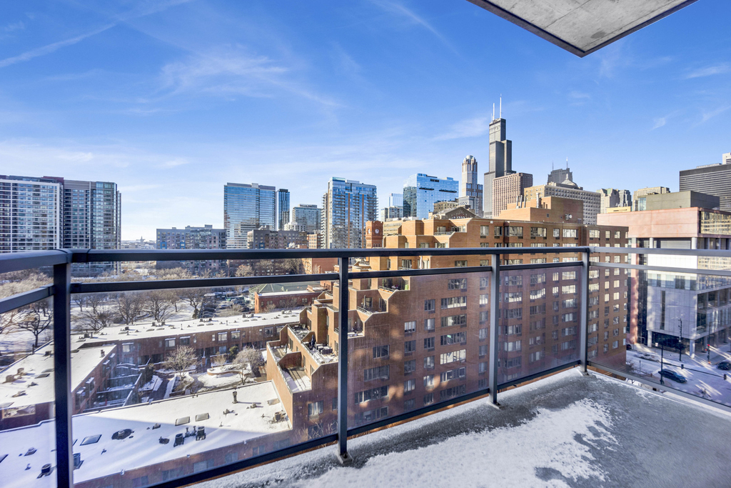1 E 8th Street - Photo 19