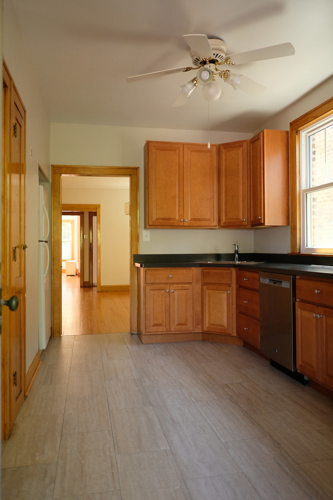 4822 N Leavitt Street - Photo 17