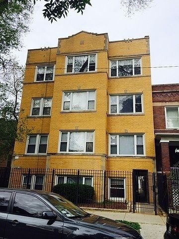 2912 N Albany Avenue - Photo 0