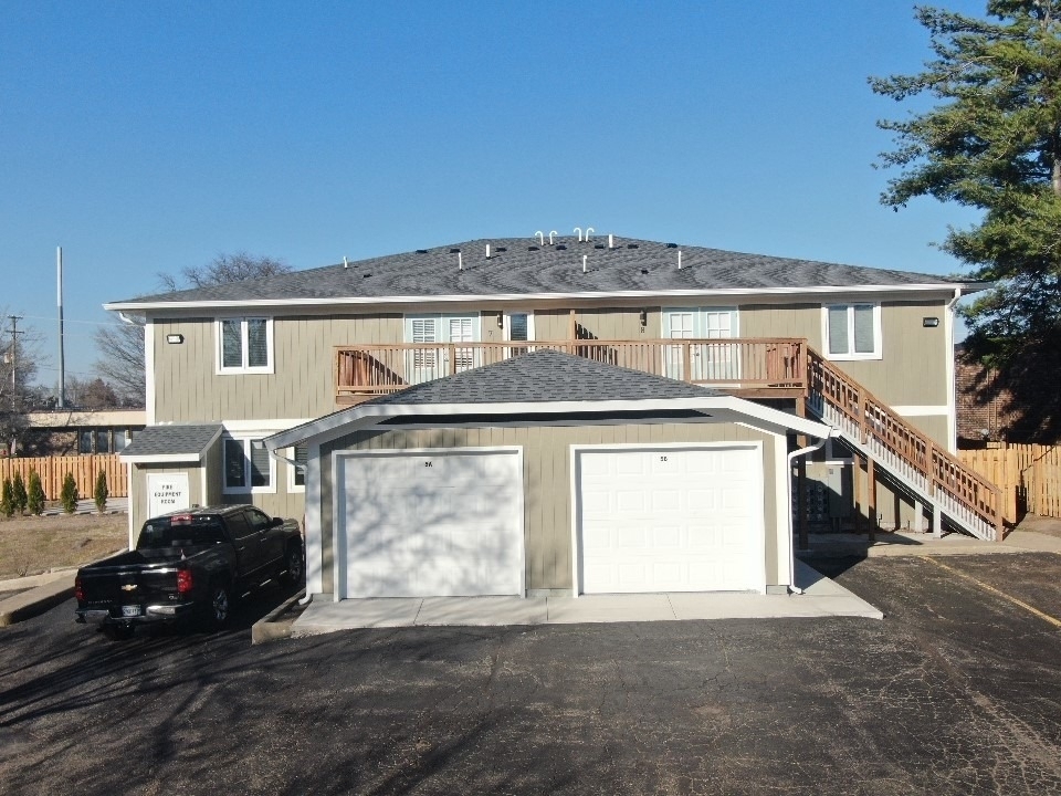 5 S Virginia Road - Photo 1