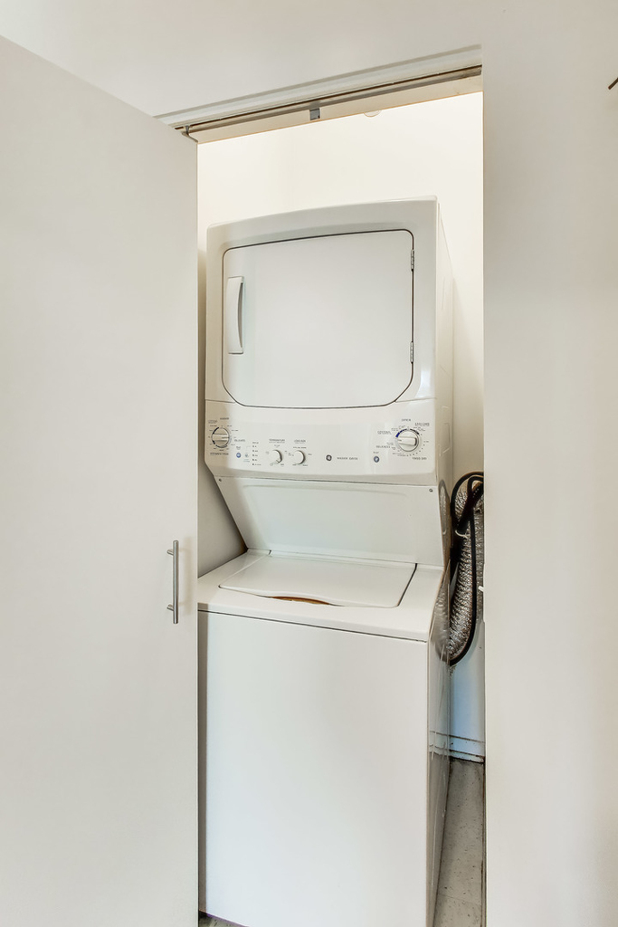 600 N Kingsbury Street - Photo 10
