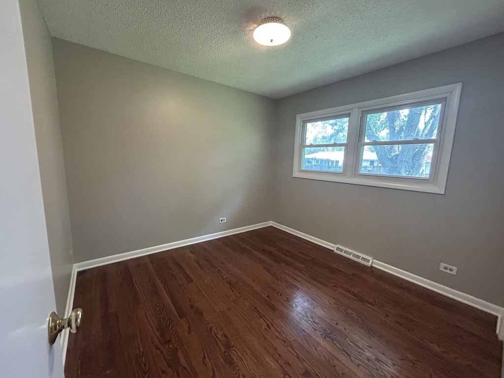 1716 Maple Lane - Photo 8