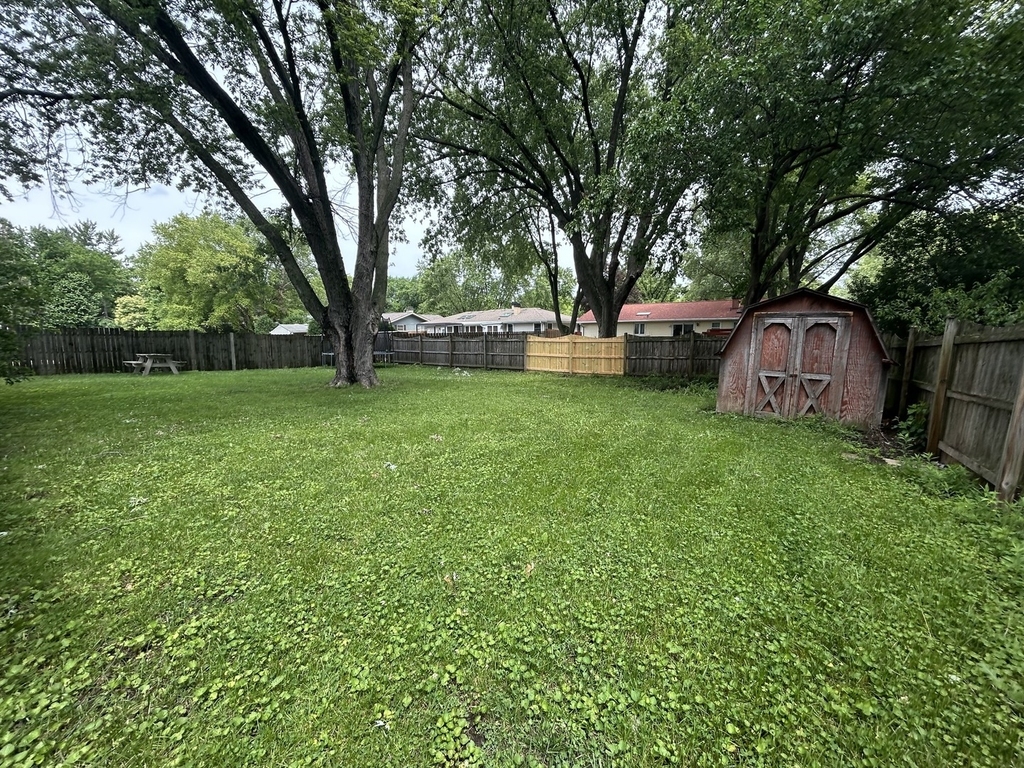 1716 Maple Lane - Photo 13