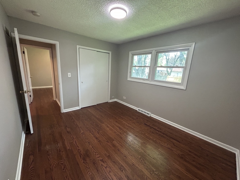 1716 Maple Lane - Photo 7