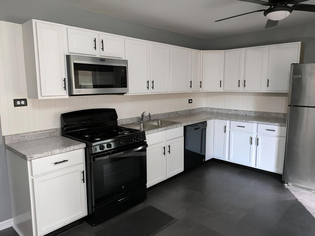 9407 Elm Avenue - Photo 1