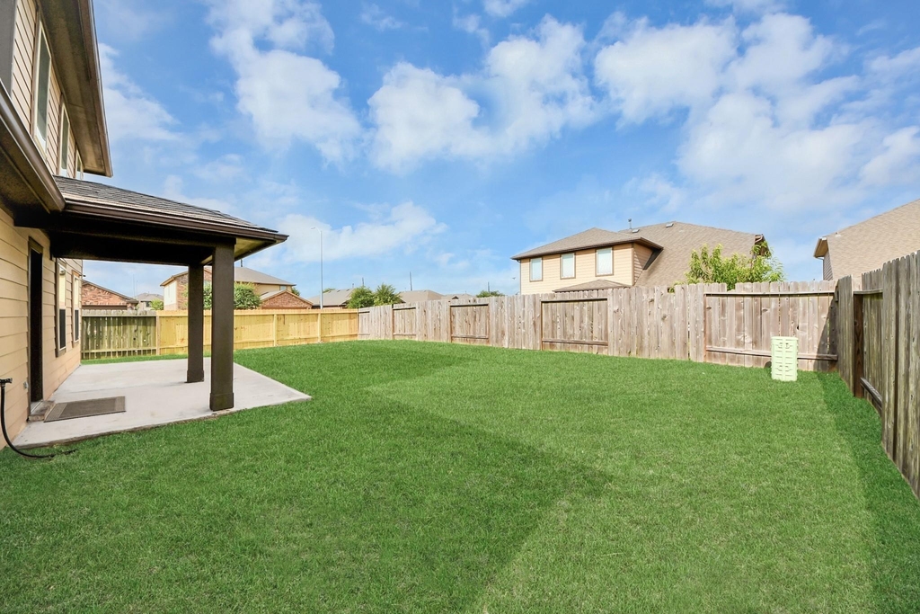 6934 Rosalina Landing Ln - Photo 35