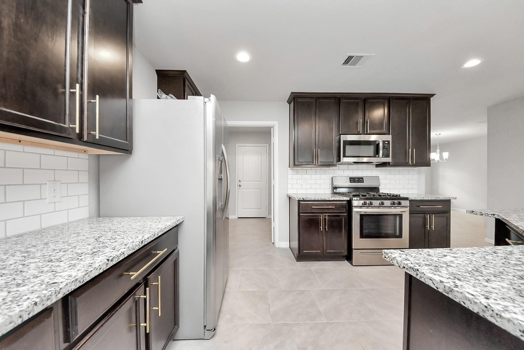 6934 Rosalina Landing Ln - Photo 7