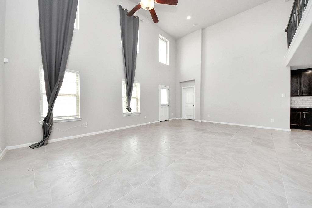 6934 Rosalina Landing Ln - Photo 11