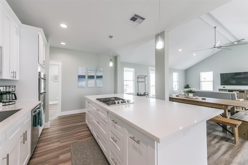 16630 Jean Lafitte Road - Photo 15