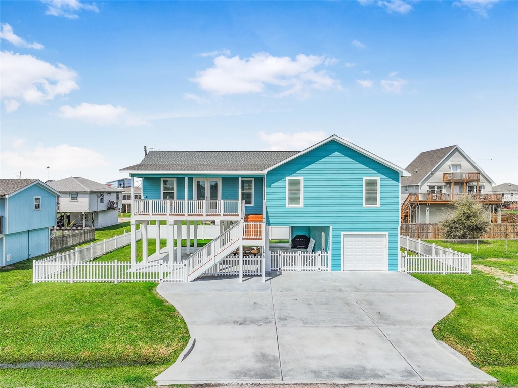 16630 Jean Lafitte Road - Photo 0