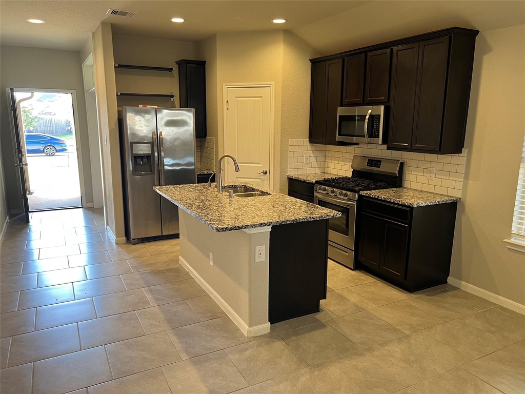 7263 Barrington Ridge Lane - Photo 8