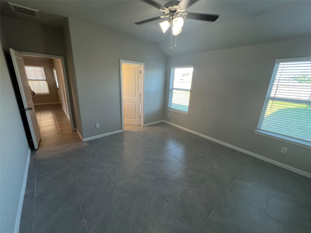 7263 Barrington Ridge Lane - Photo 10