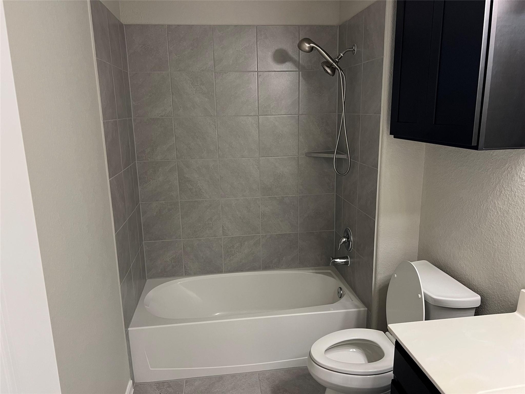 7263 Barrington Ridge Lane - Photo 16