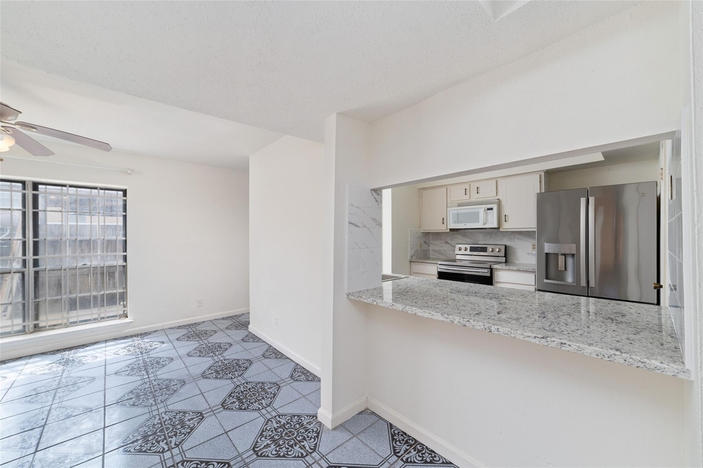 4022 Belle Park Drive - Photo 16