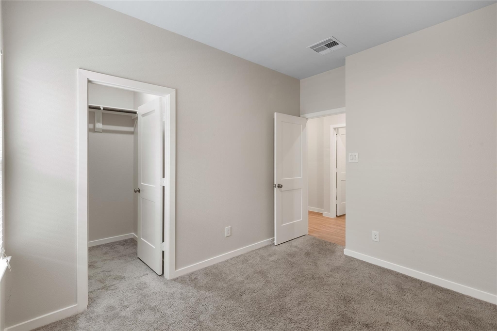 5811 Quest Valley - Photo 9