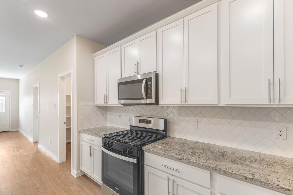 5811 Quest Valley - Photo 7