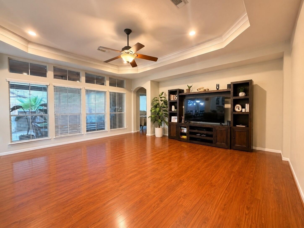 19319 Imperial Hills Drive - Photo 4