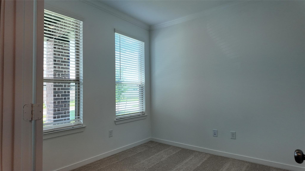 16189 Sepia Manor Street - Photo 2