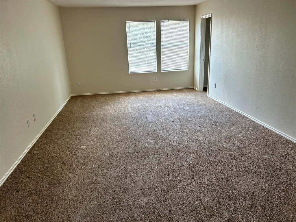 19835 Mallard Point Court - Photo 10
